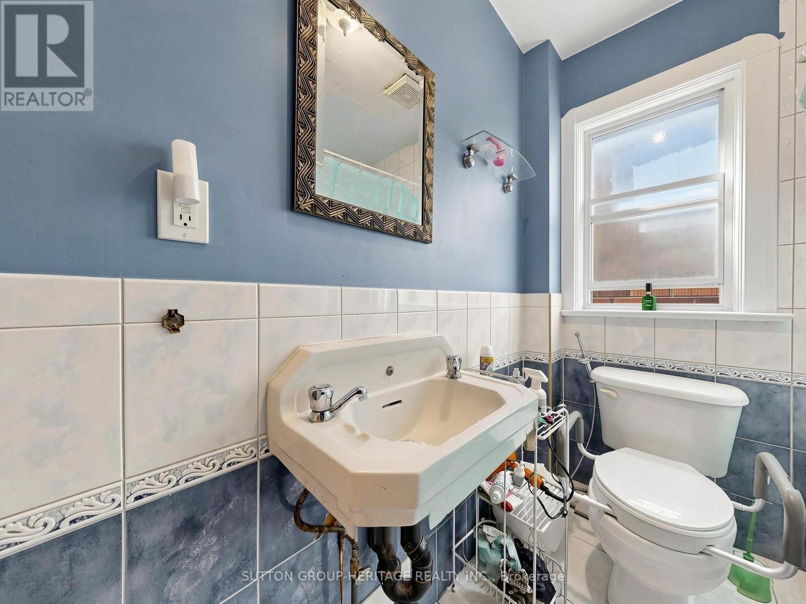 248 Westwood Avenue, Toronto, Ontario  M4J 2H4 - Photo 21 - E13842566
