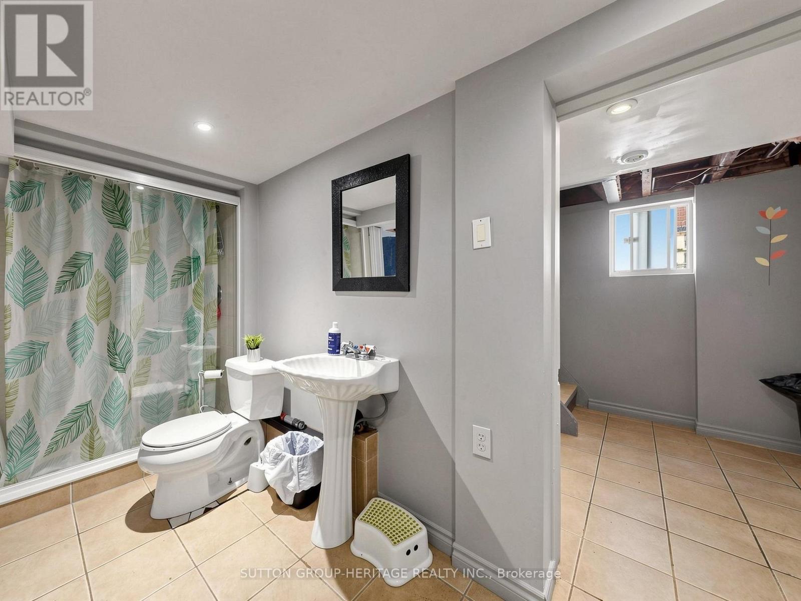 248 Westwood Avenue, Toronto, Ontario  M4J 2H4 - Photo 32 - E13842566