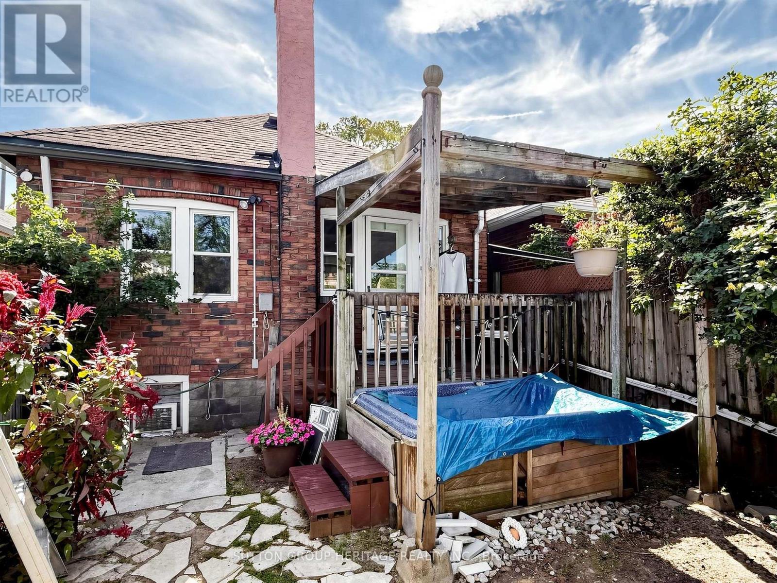 248 Westwood Avenue, Toronto, Ontario  M4J 2H4 - Photo 35 - E13842566