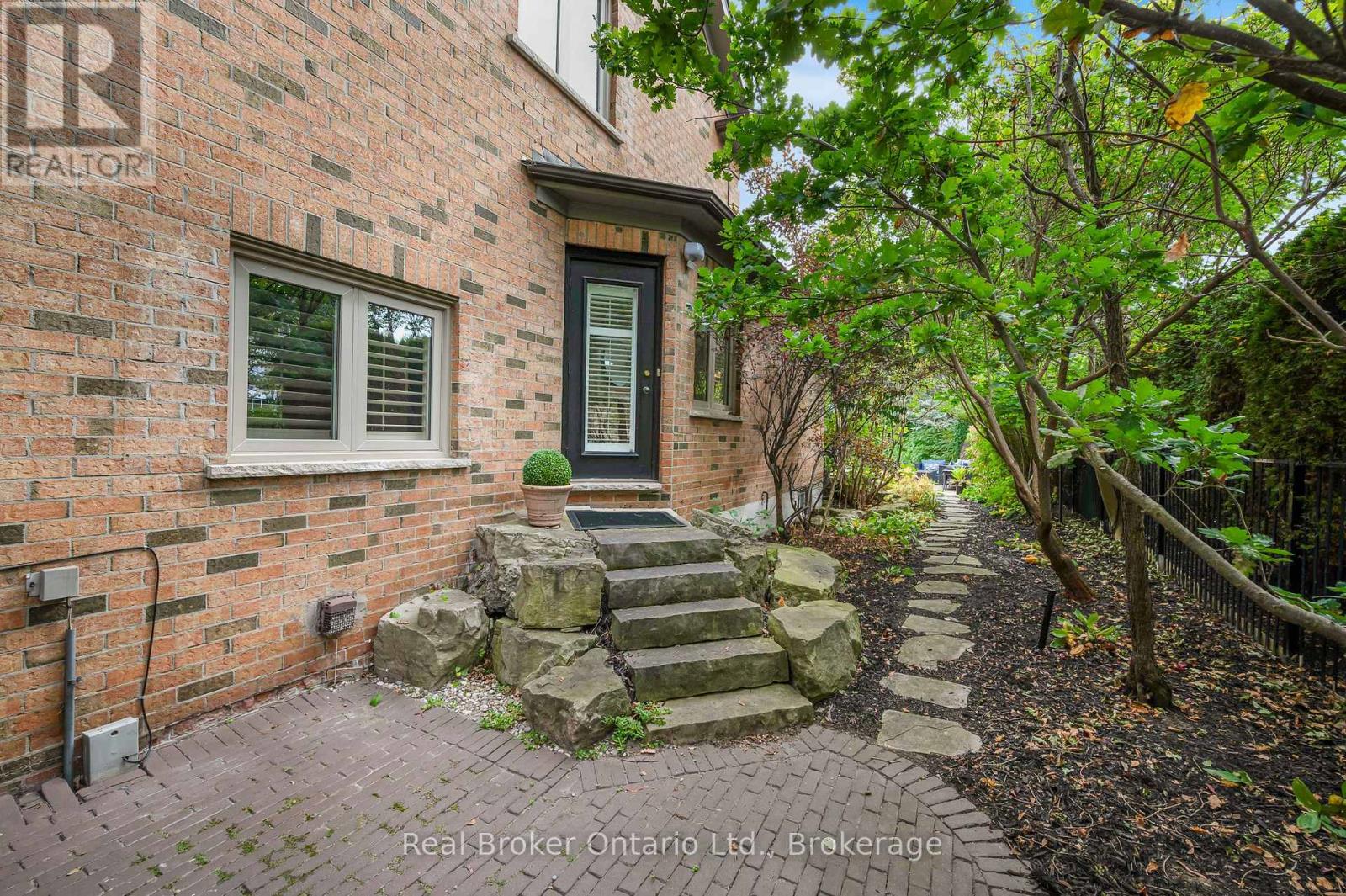 3270 Shelburne Place, Oakville, Ontario  L6L 5V9 - Photo 41 - W13840048