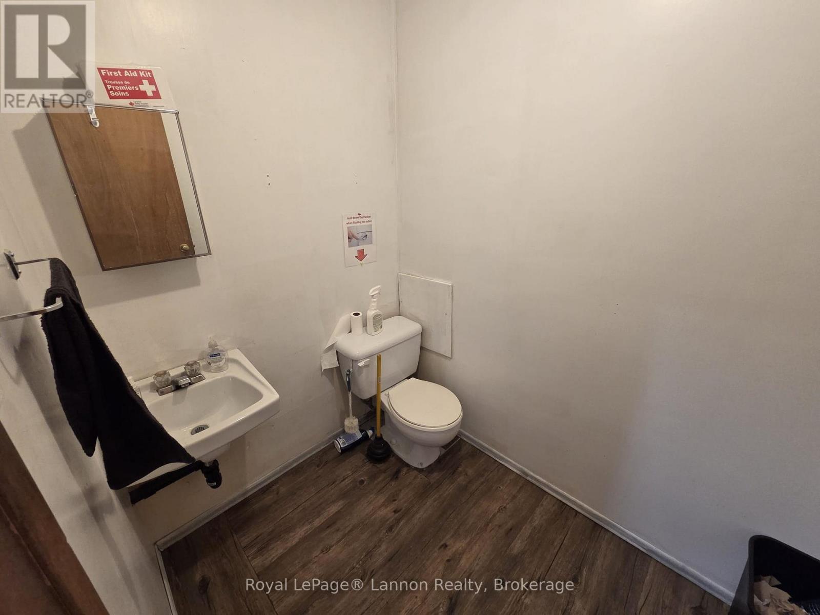 910 Memorial Avenue, Thunder Bay, Ontario  P7B 3Z9 - Photo 23 - X13842632