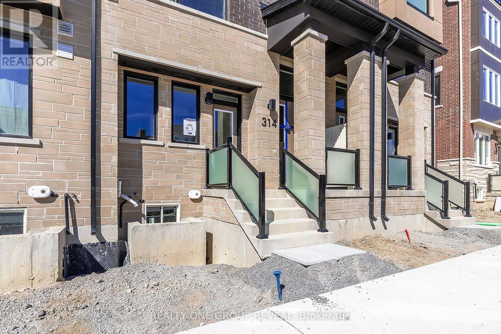 314 Stony Hill Boulevard, Markham, Ontario  L6C 3M3 - Photo 3 - N13842516