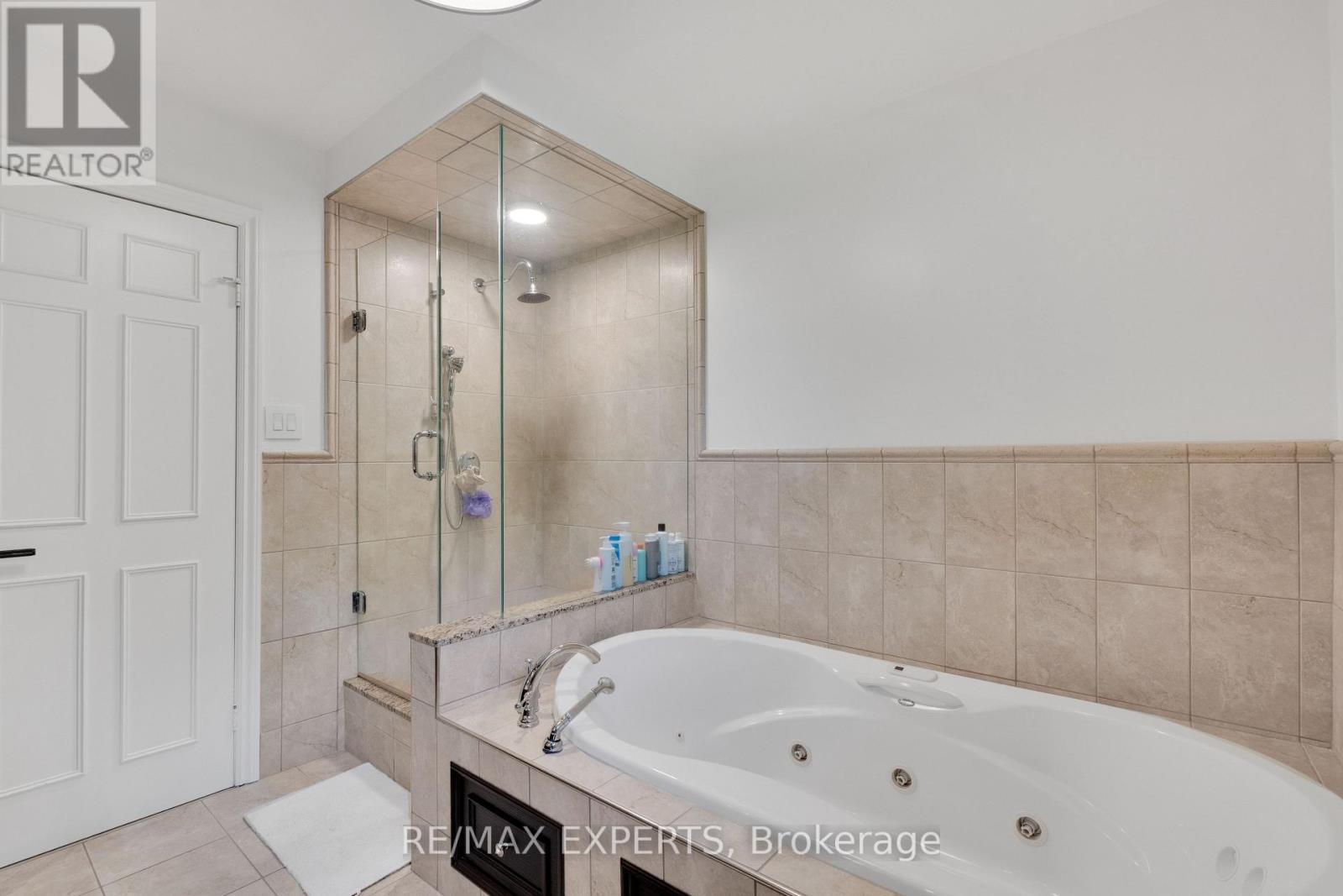 160 Burton Grove, King (King City), Ontario  L7B 1C7 - Photo 19 - N13842540
