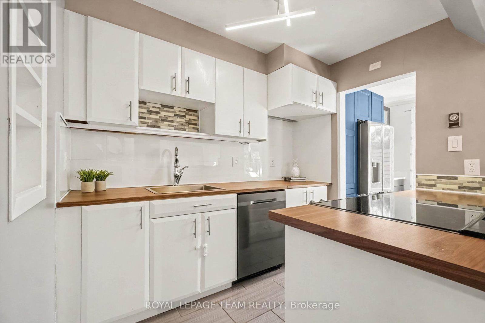 C - 8 Arnold Drive, Ottawa, Ontario  K2H 6V9 - Photo 13 - X13842588