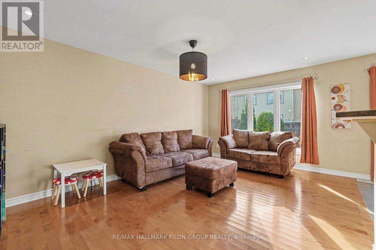 3130 Burritts Rapids Place, Ottawa, Ontario  K2J 0S8 - Photo 7 - X13842610