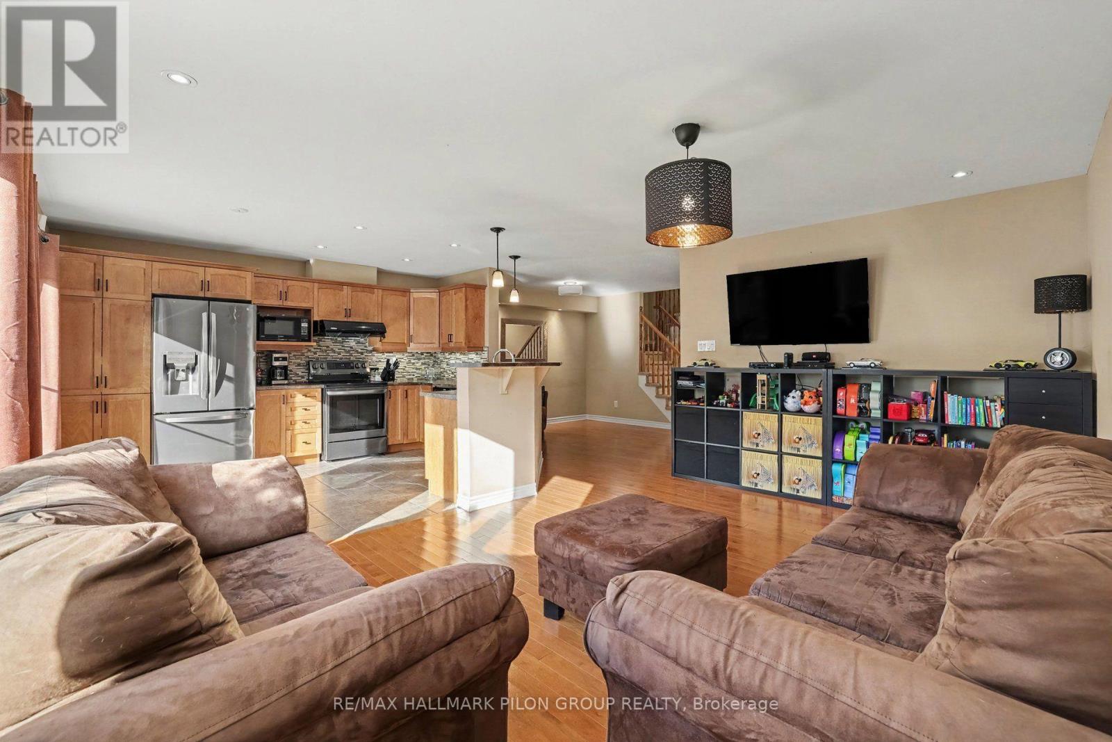 3130 Burritts Rapids Place, Ottawa, Ontario  K2J 0S8 - Photo 8 - X13842610