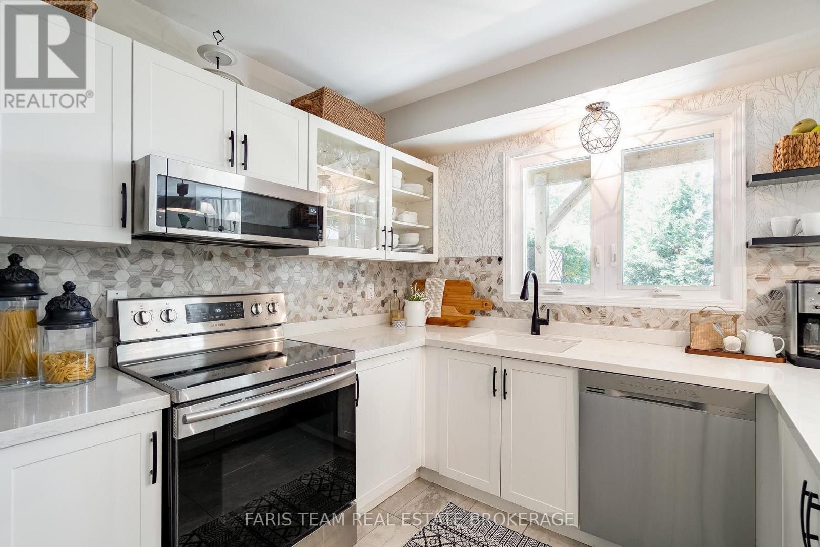 59 - 145 Fairway Crescent, Collingwood, Ontario  L9Y 5B4 - Photo 8 - S13842554