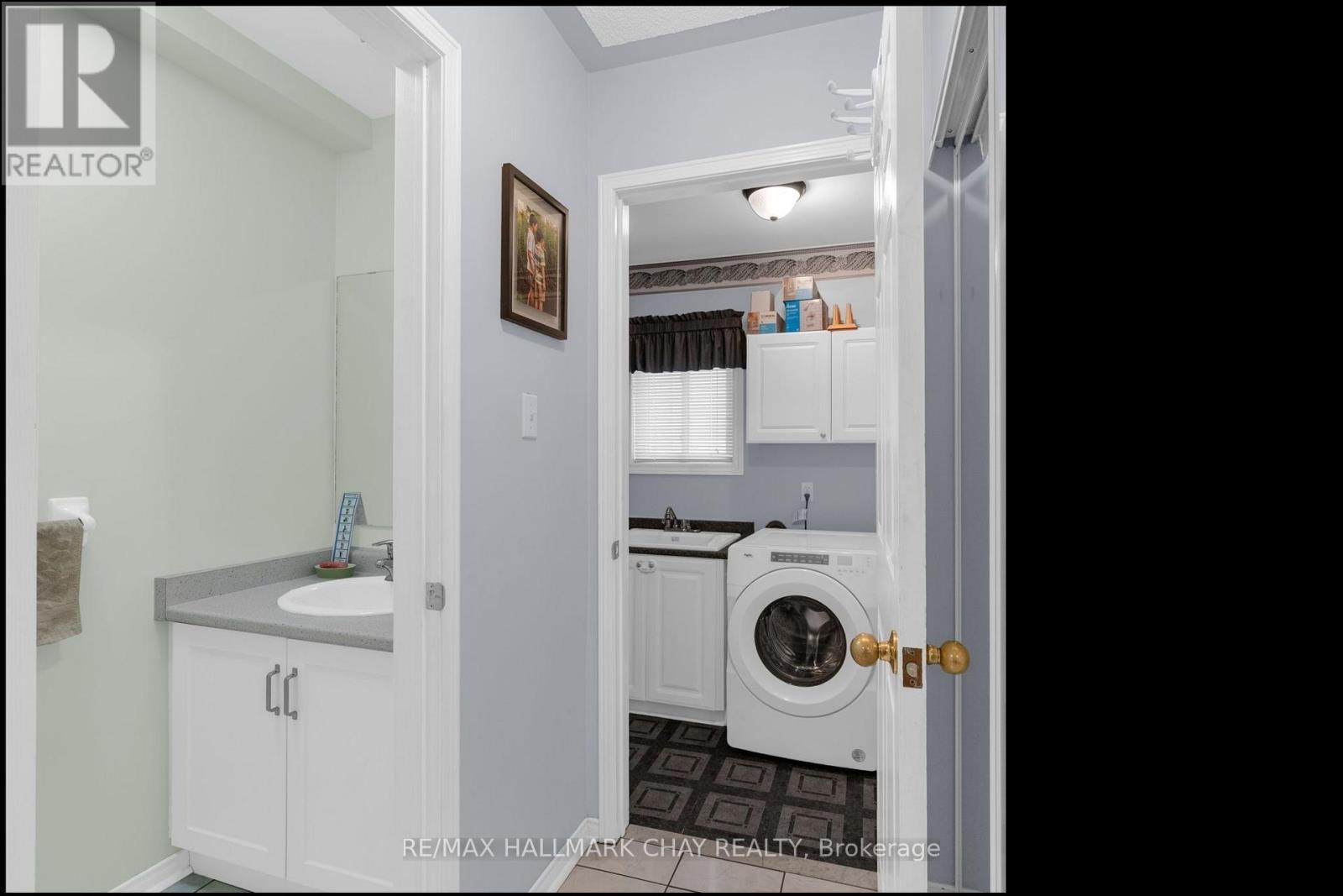 73 Brown Street, Barrie (Holly), Ontario  L4N 7V5 - Photo 17 - S13842658