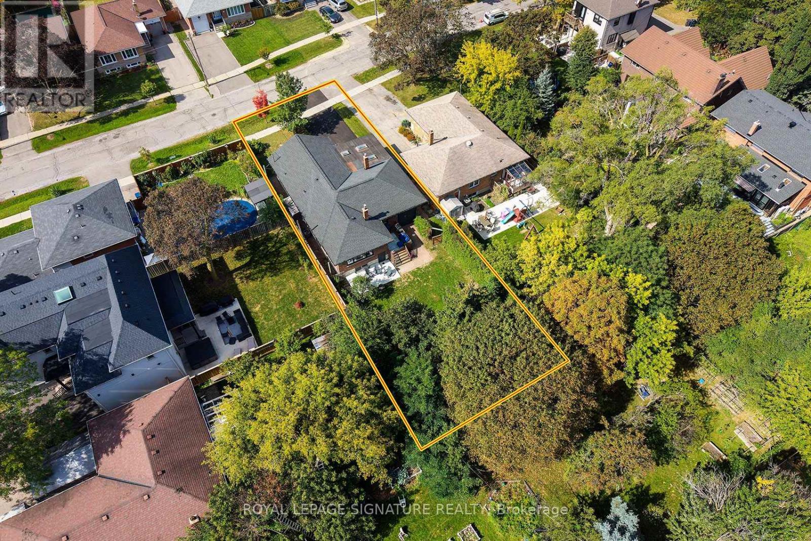 11 Koos Road, Toronto, Ontario  M9C 1W4 - Photo 35 - W13842472
