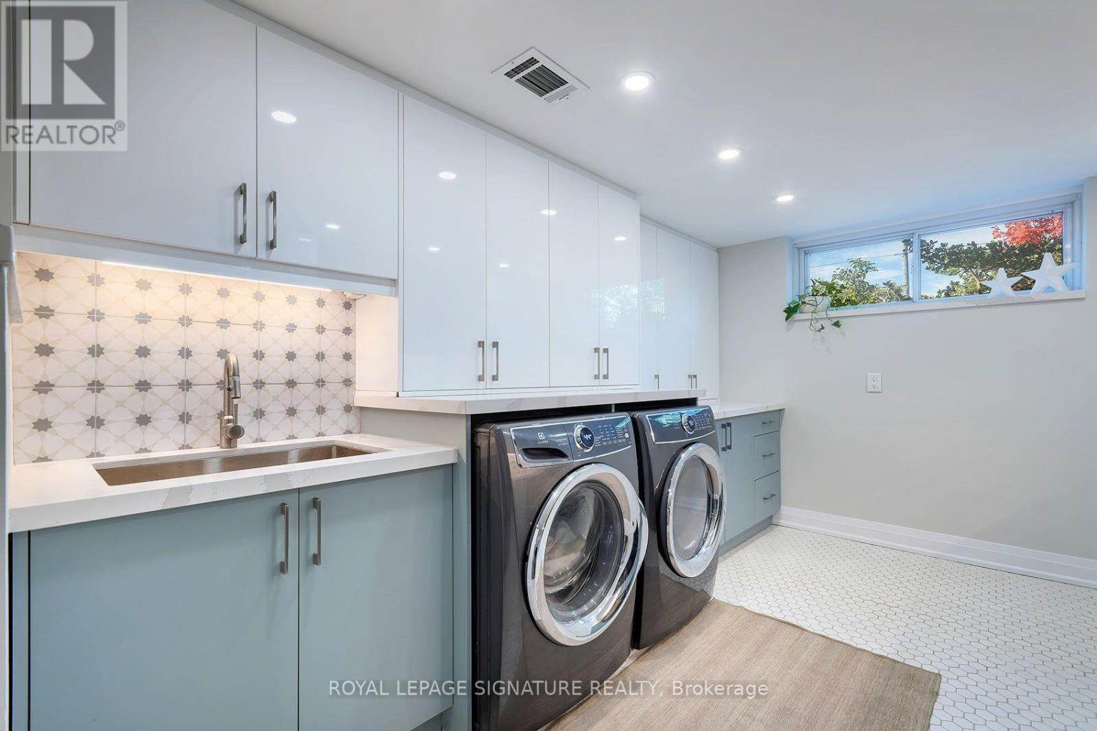 11 Koos Road, Toronto, Ontario  M9C 1W4 - Photo 30 - W13842472