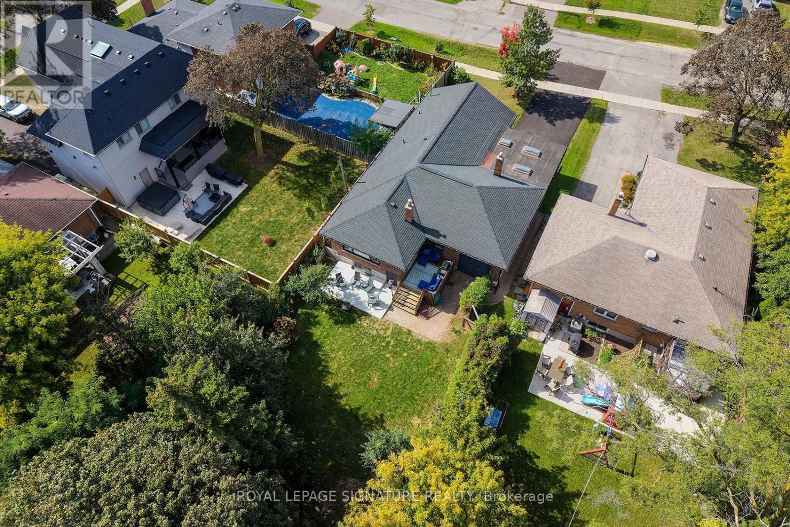 11 Koos Road, Toronto, Ontario  M9C 1W4 - Photo 42 - W13842472