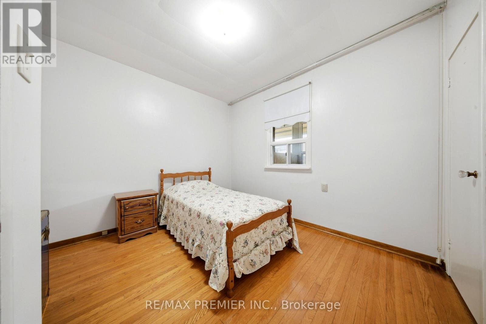 1 Mayo Drive, Toronto, Ontario  M6L 2X1 - Photo 11 - W13842608