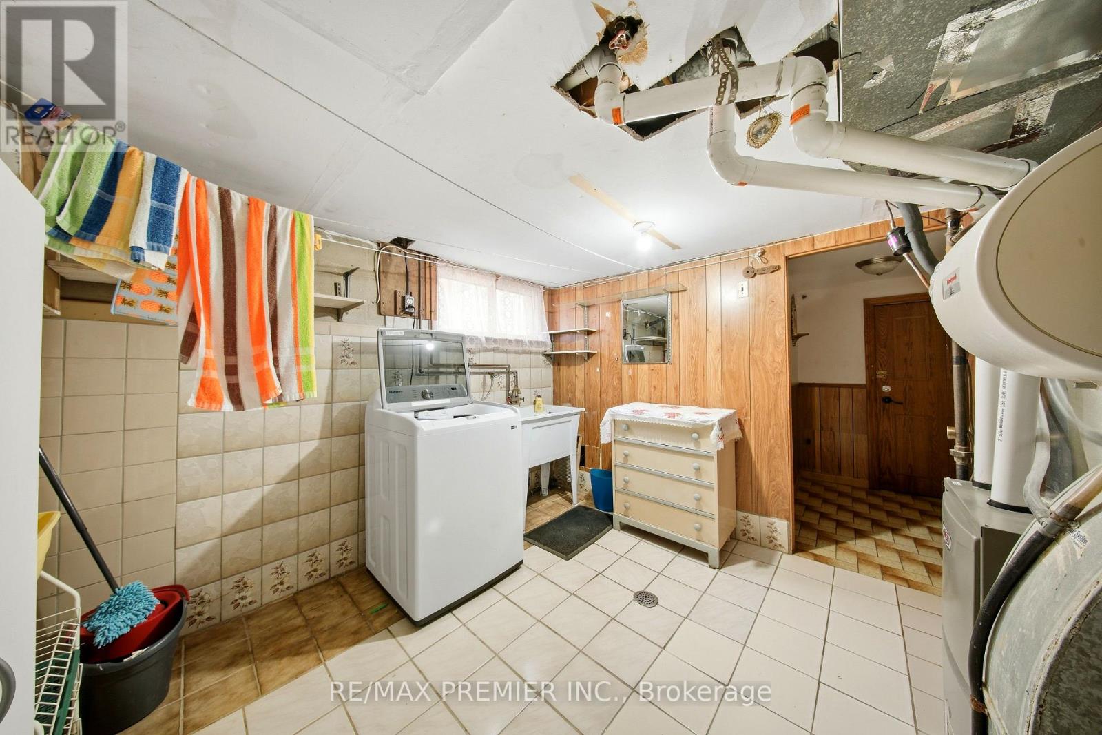 1 Mayo Drive, Toronto, Ontario  M6L 2X1 - Photo 21 - W13842608