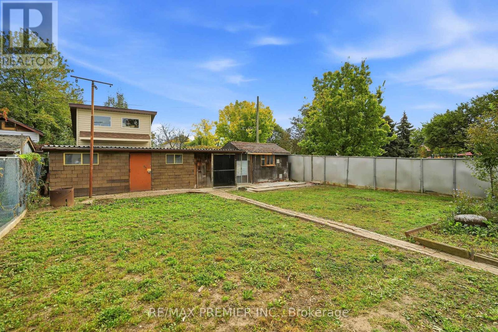 1 Mayo Drive, Toronto, Ontario  M6L 2X1 - Photo 28 - W13842608