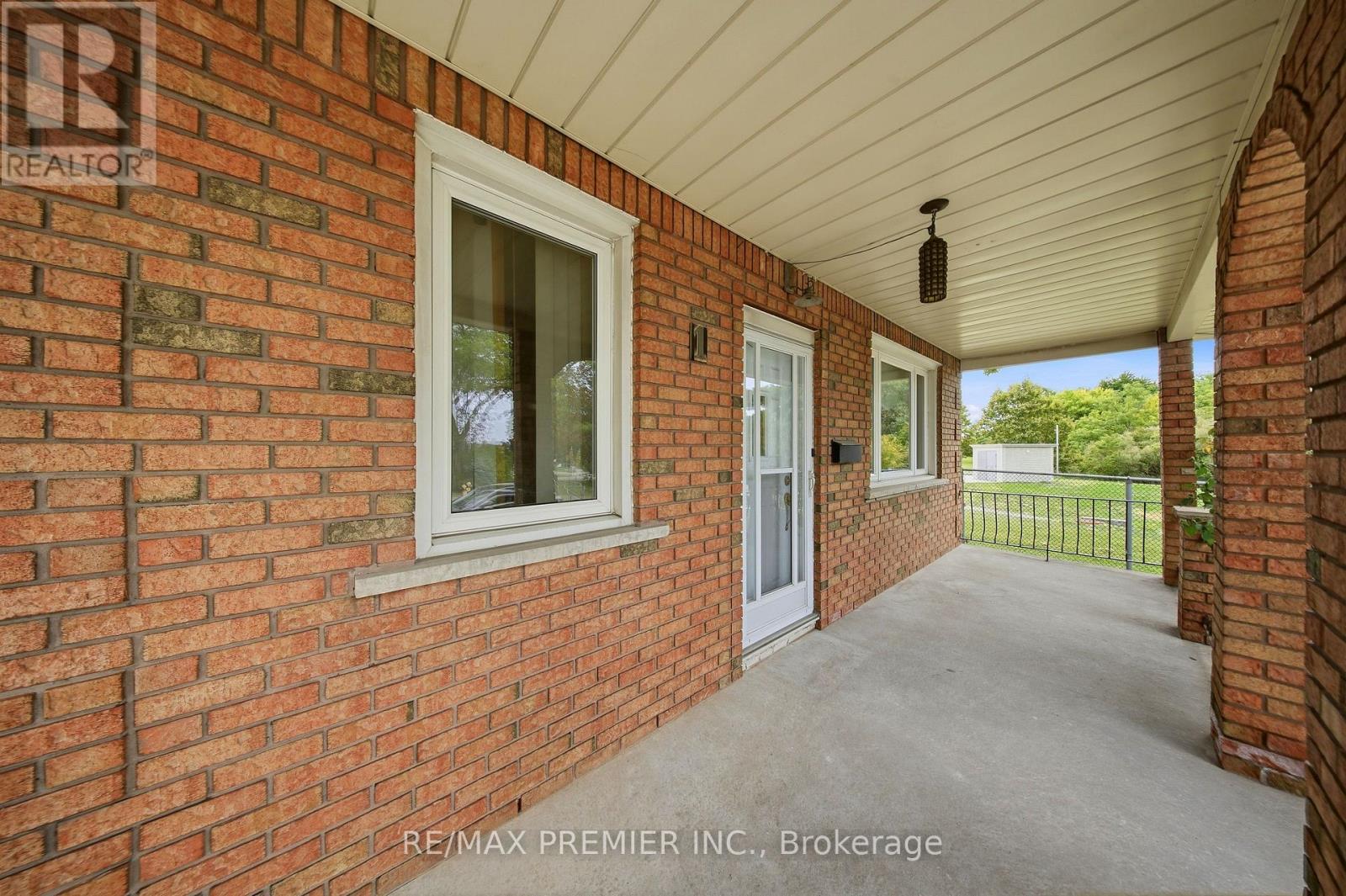 1 Mayo Drive, Toronto, Ontario  M6L 2X1 - Photo 3 - W13842608