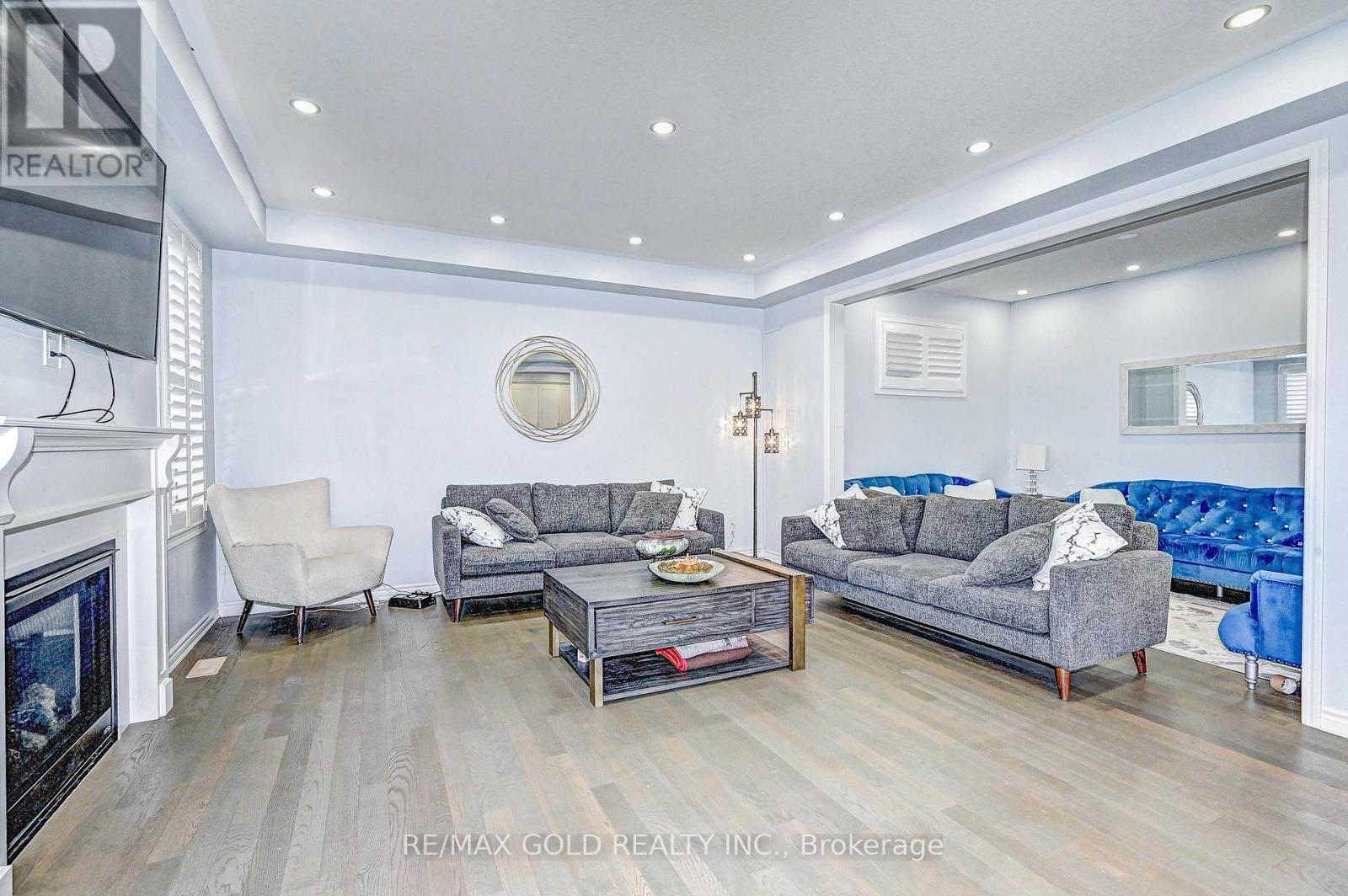 8 Dressage Trail, Cambridge, Ontario  N3E 0C3 - Photo 11 - X13842522