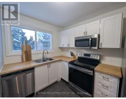 32 - 1440 GARTH STREET, Hamilton, Ontario