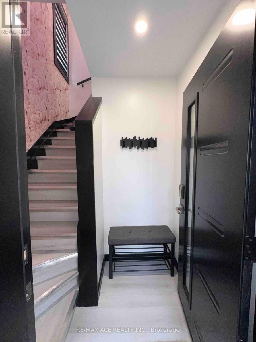 2 - 4985 Crysler Avenue, Niagara Falls, Ontario  L2E 3W6 - Photo 3 - X13842612