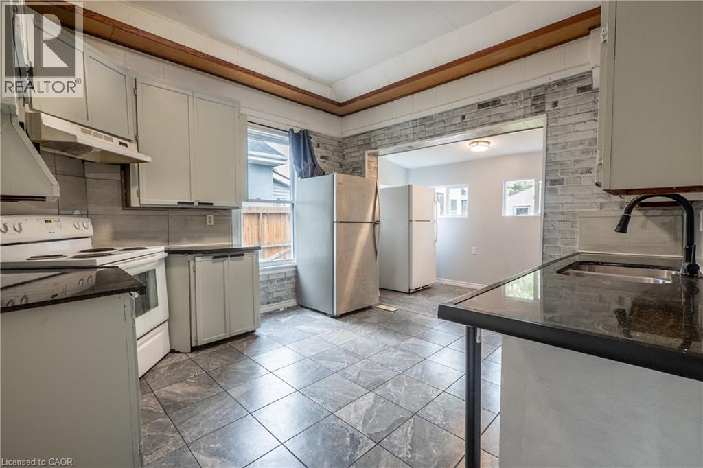 137 Alfred Street, Brantford, Ontario  N3S 5G7 - Photo 21 - 40862036