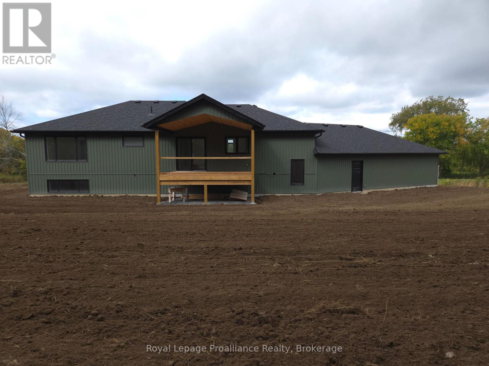 1295 Victoria Road, Prince Edward County, Ontario  K0K 1A0 - Photo 11 - X13829674