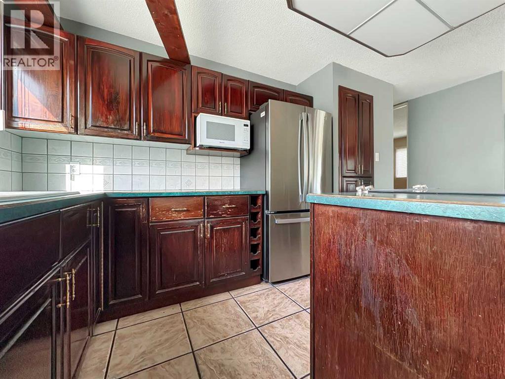 50 Moberly Crescent