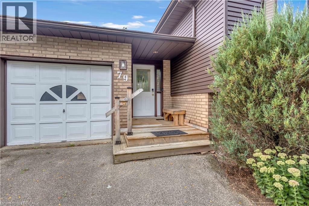 79 Hobart Crescent, Brantford, Ontario  N3P 1T7 - Photo 2 - 40859478