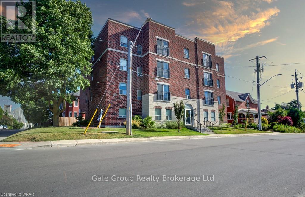203 - 34 BROCK STREET W