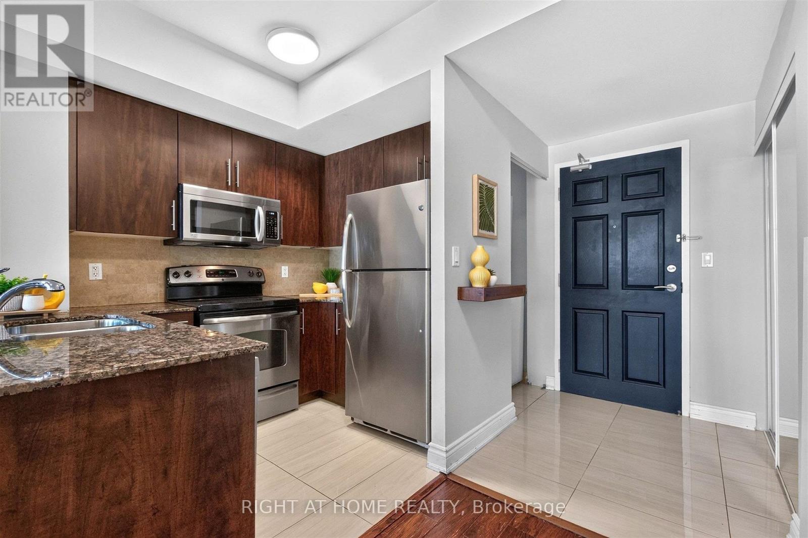 504 - 650 Mount Pleasant Road, Toronto (Mount Pleasant West), Ontario  M4S 2N5 - Photo 6 - C13842692