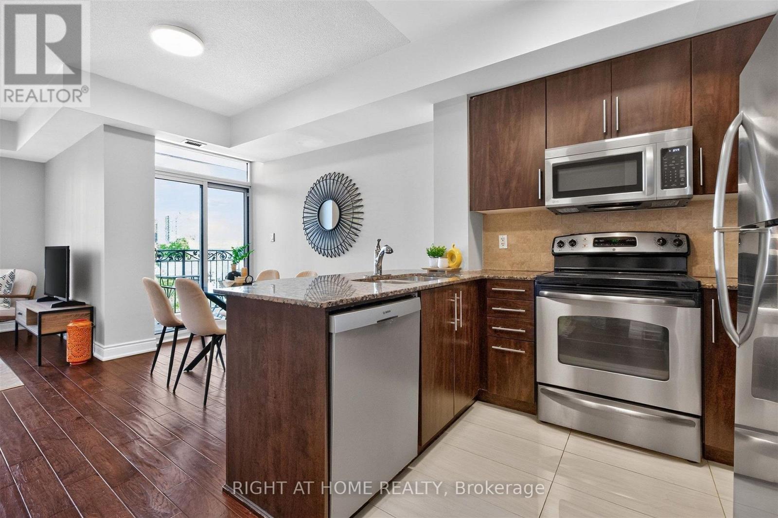 504 - 650 Mount Pleasant Road, Toronto (Mount Pleasant West), Ontario  M4S 2N5 - Photo 8 - C13842692
