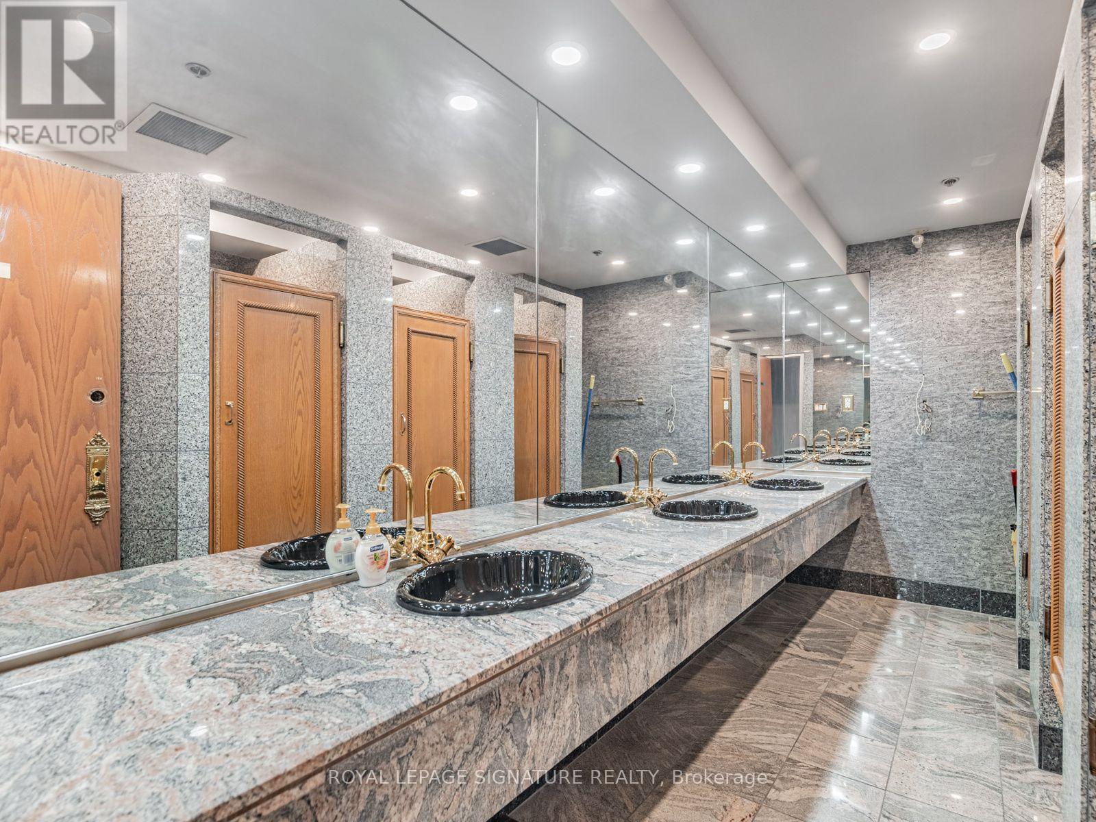 25 Mallard Road, Toronto, Ontario  M3B 1S4 - Photo 31 - C13842968