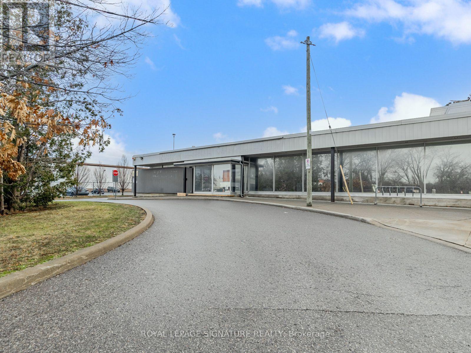 25 Mallard Road, Toronto, Ontario  M3B 1S4 - Photo 38 - C13842968