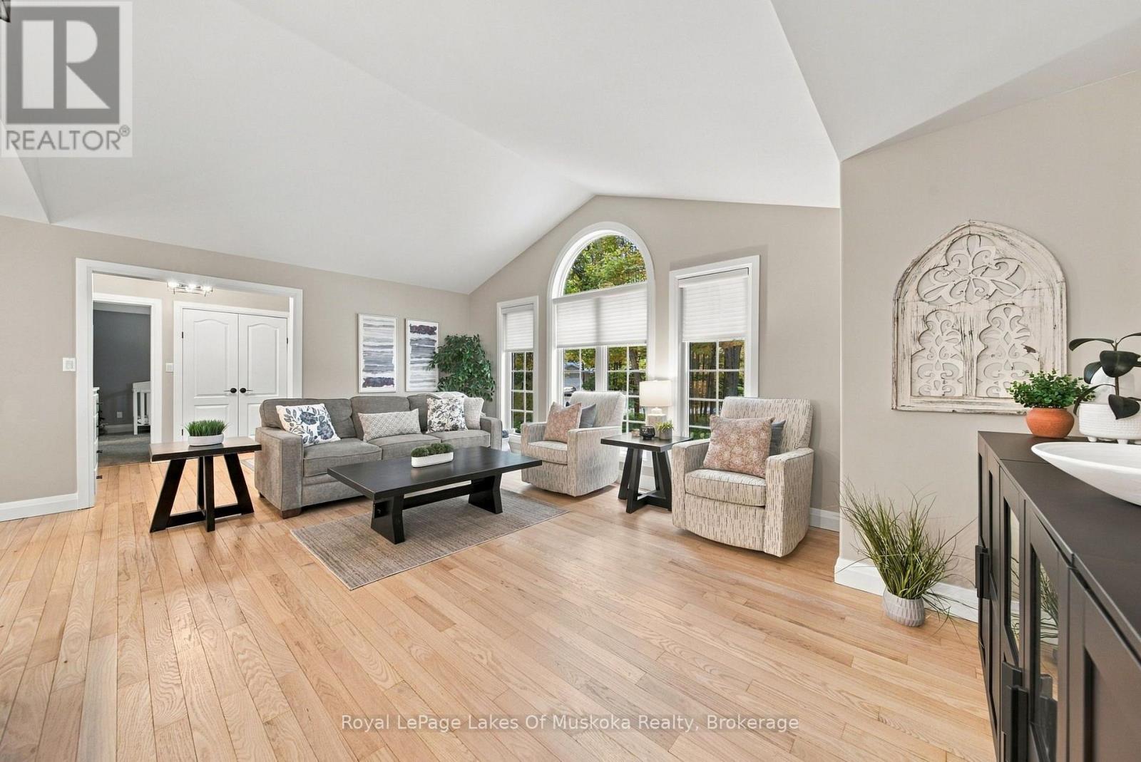 1002 Joseph Place, Gravenhurst, Ontario  P0E 1N0 - Photo 16 - X13842668
