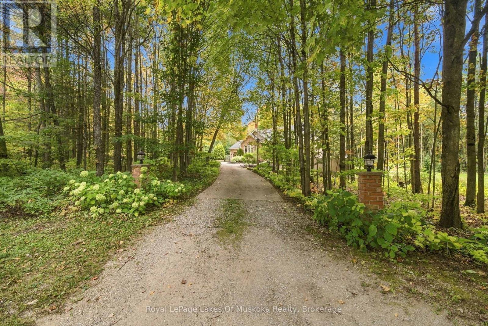 1002 Joseph Place, Gravenhurst, Ontario  P0E 1N0 - Photo 2 - X13842668