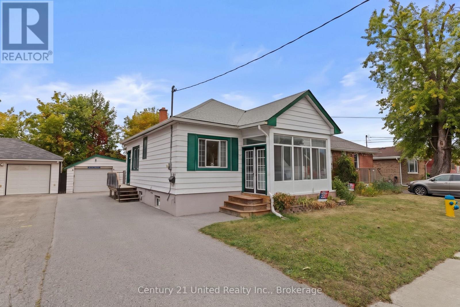 528 Brioux Avenue, Peterborough, Ontario  K9J 4G7 - Photo 1 - X13842796