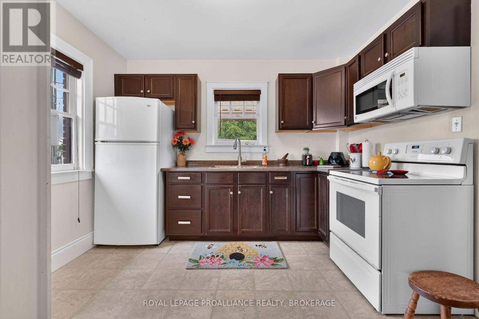 27 Drayton Avenue, Kingston, Ontario  K7K 4X5 - Photo 11 - X13842976