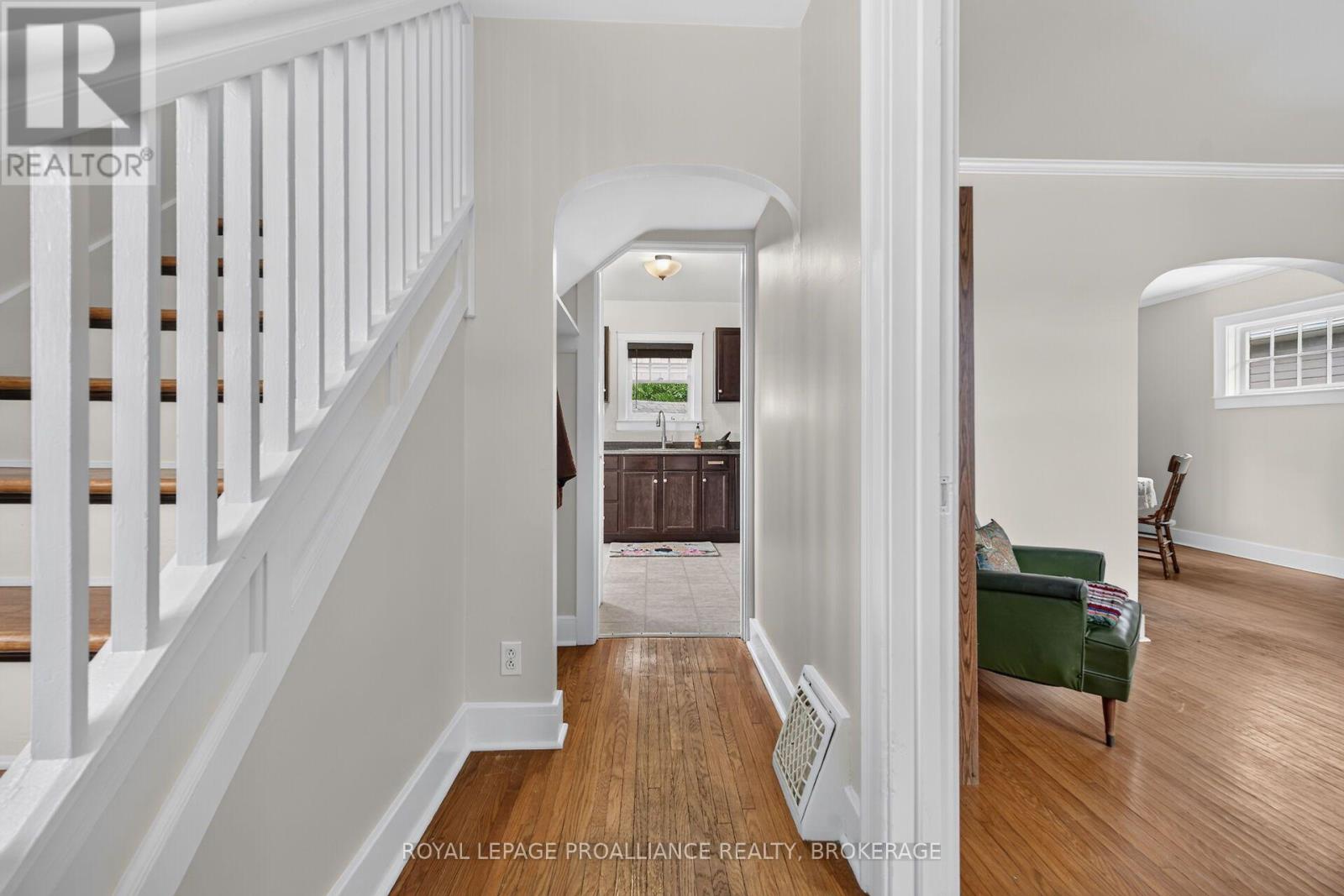 27 Drayton Avenue, Kingston, Ontario K7K 4X5 - Photo 6 - X13842976