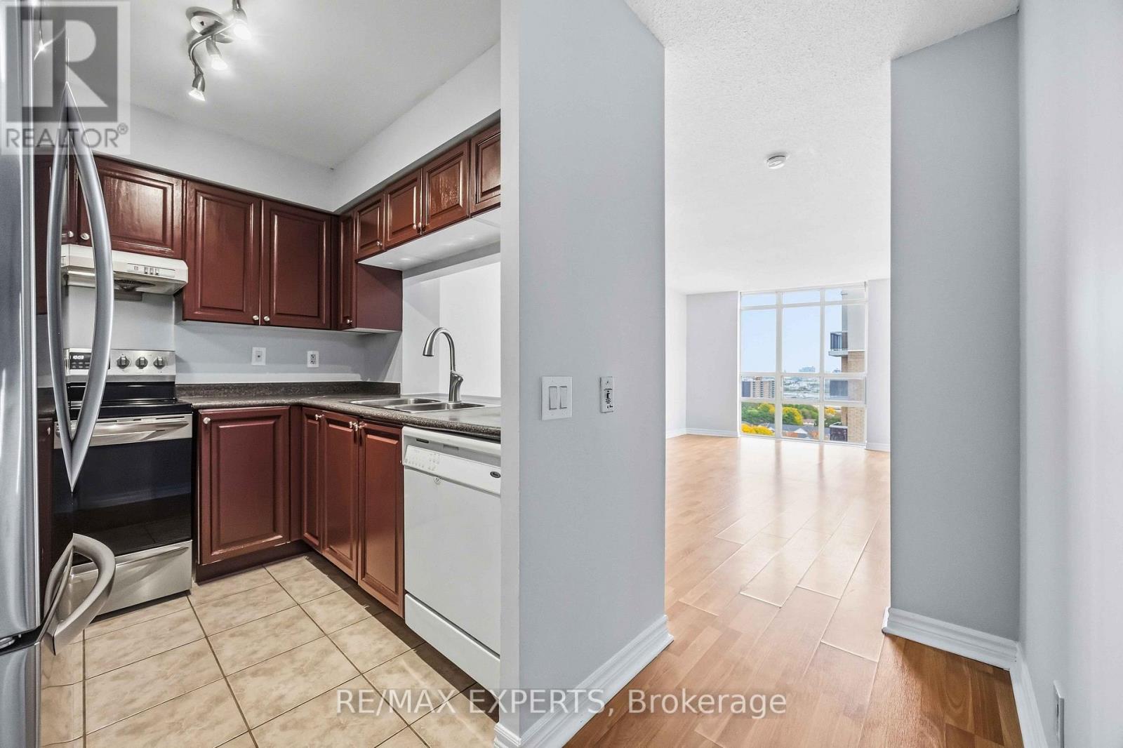 1537 - 18 Mondeo Drive, Toronto, Ontario  M1P 5C8 - Photo 15 - E13842702