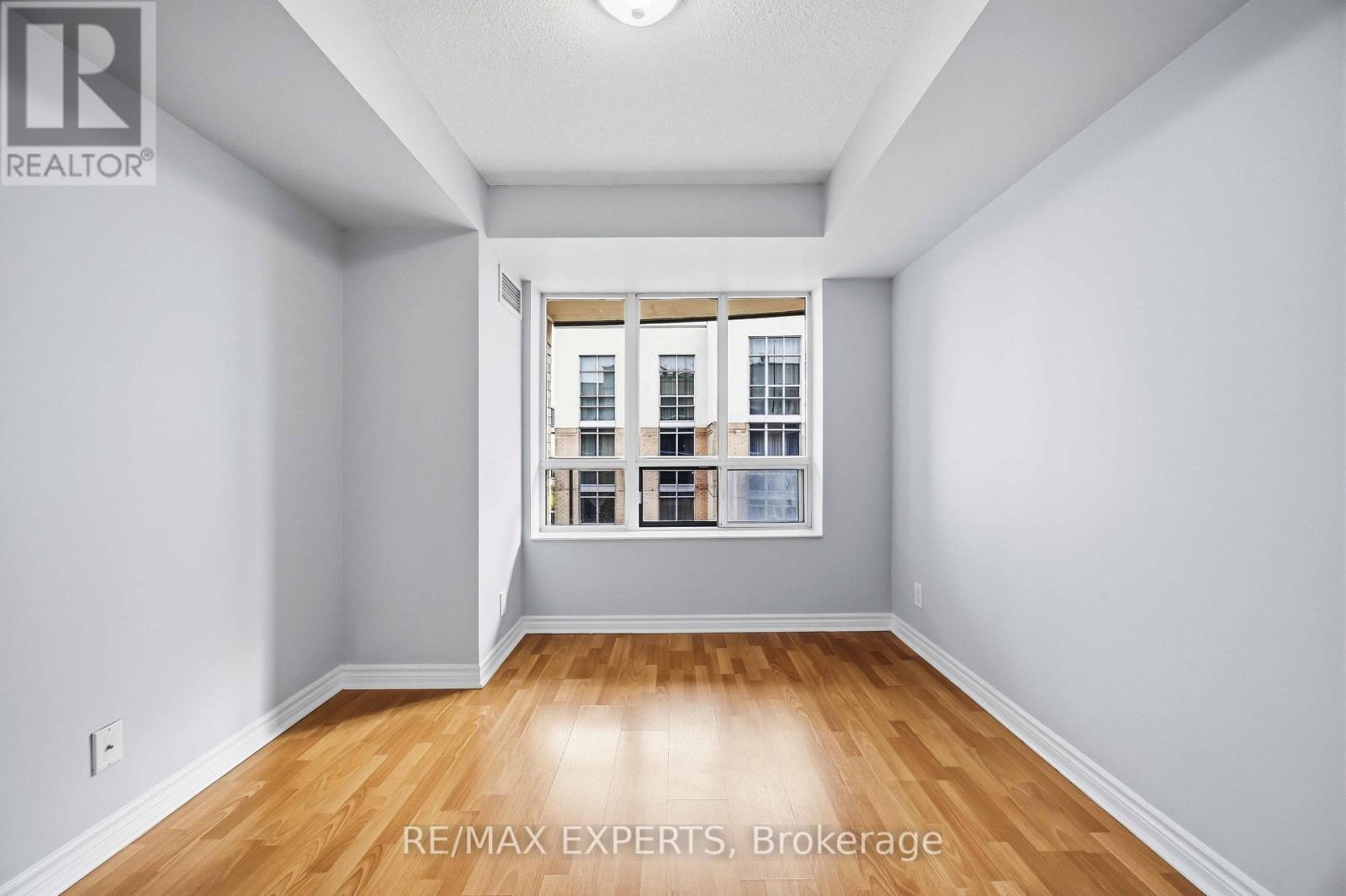 1537 - 18 Mondeo Drive, Toronto, Ontario  M1P 5C8 - Photo 17 - E13842702
