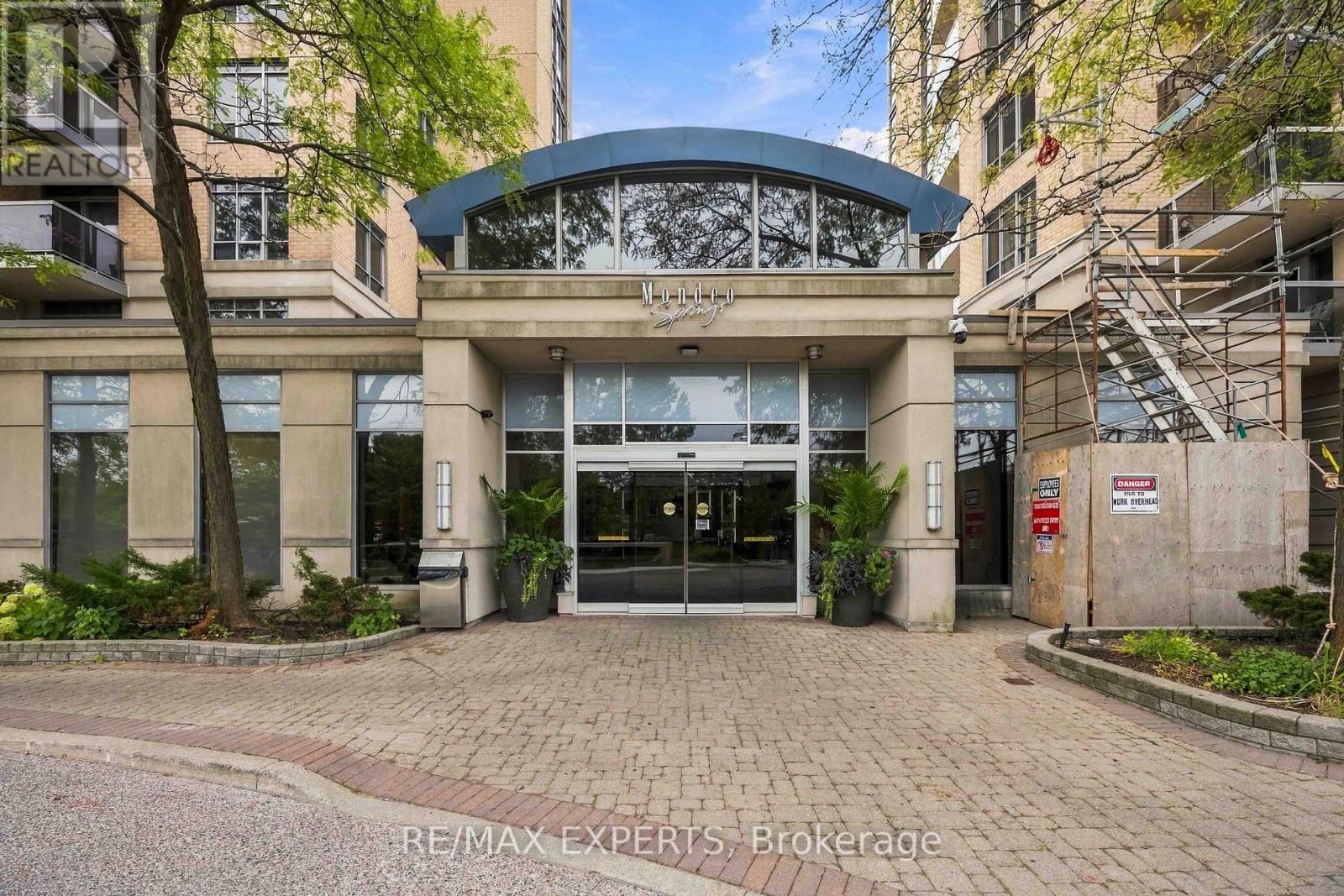 1537 - 18 Mondeo Drive, Toronto, Ontario  M1P 5C8 - Photo 3 - E13842702