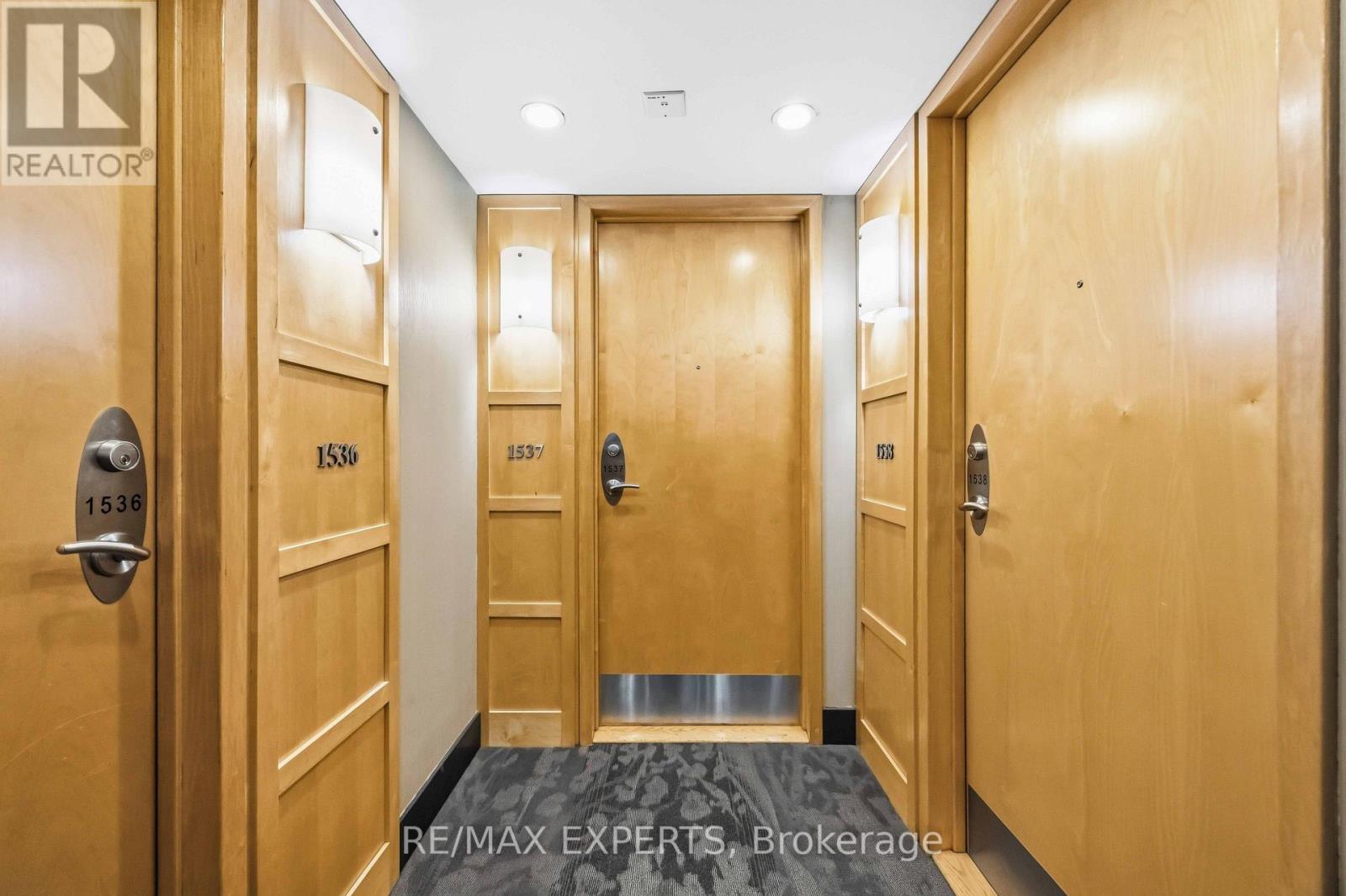 1537 - 18 Mondeo Drive, Toronto, Ontario  M1P 5C8 - Photo 5 - E13842702