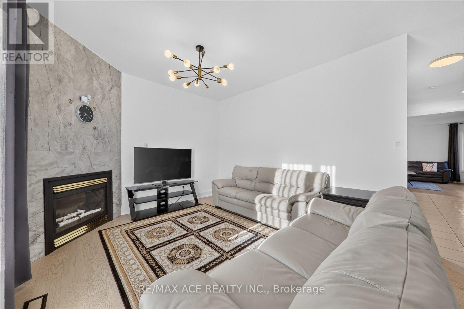 1446 Sandhurst Crescent, Pickering, Ontario  L1V 6Y8 - Photo 14 - E13842730