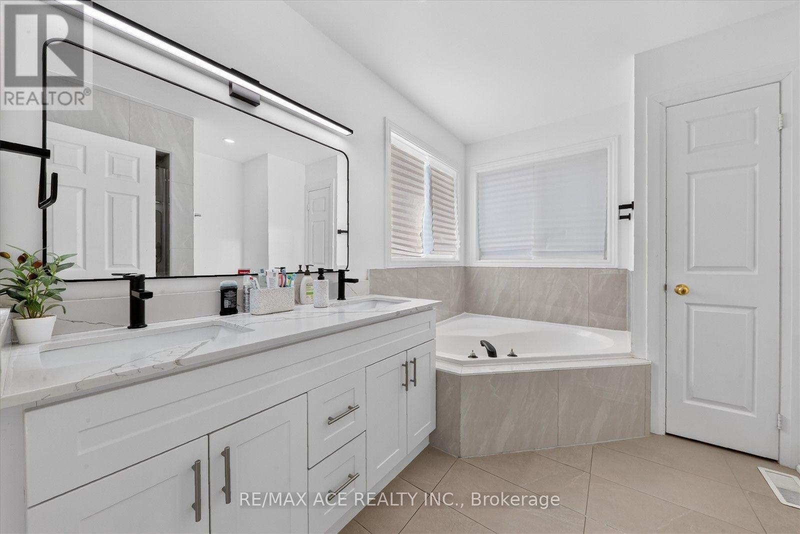 1446 Sandhurst Crescent, Pickering, Ontario  L1V 6Y8 - Photo 24 - E13842730