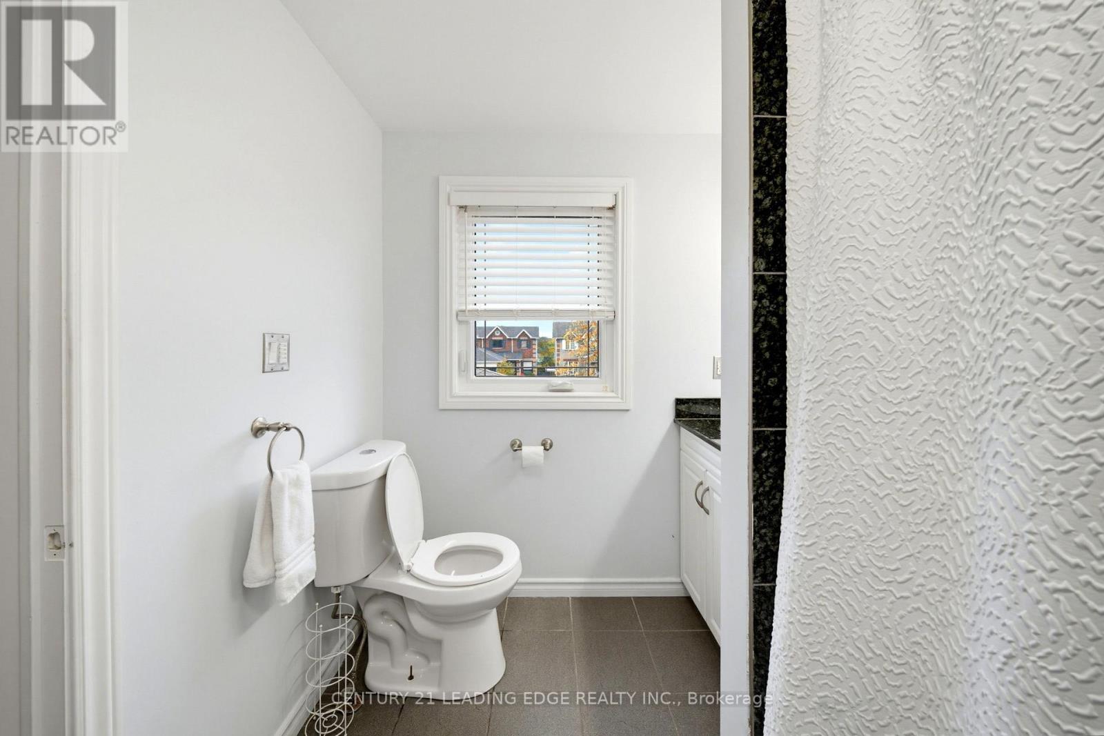 75 Hooper Square, Clarington, Ontario  L1C 4X8 - Photo 37 - E13842756