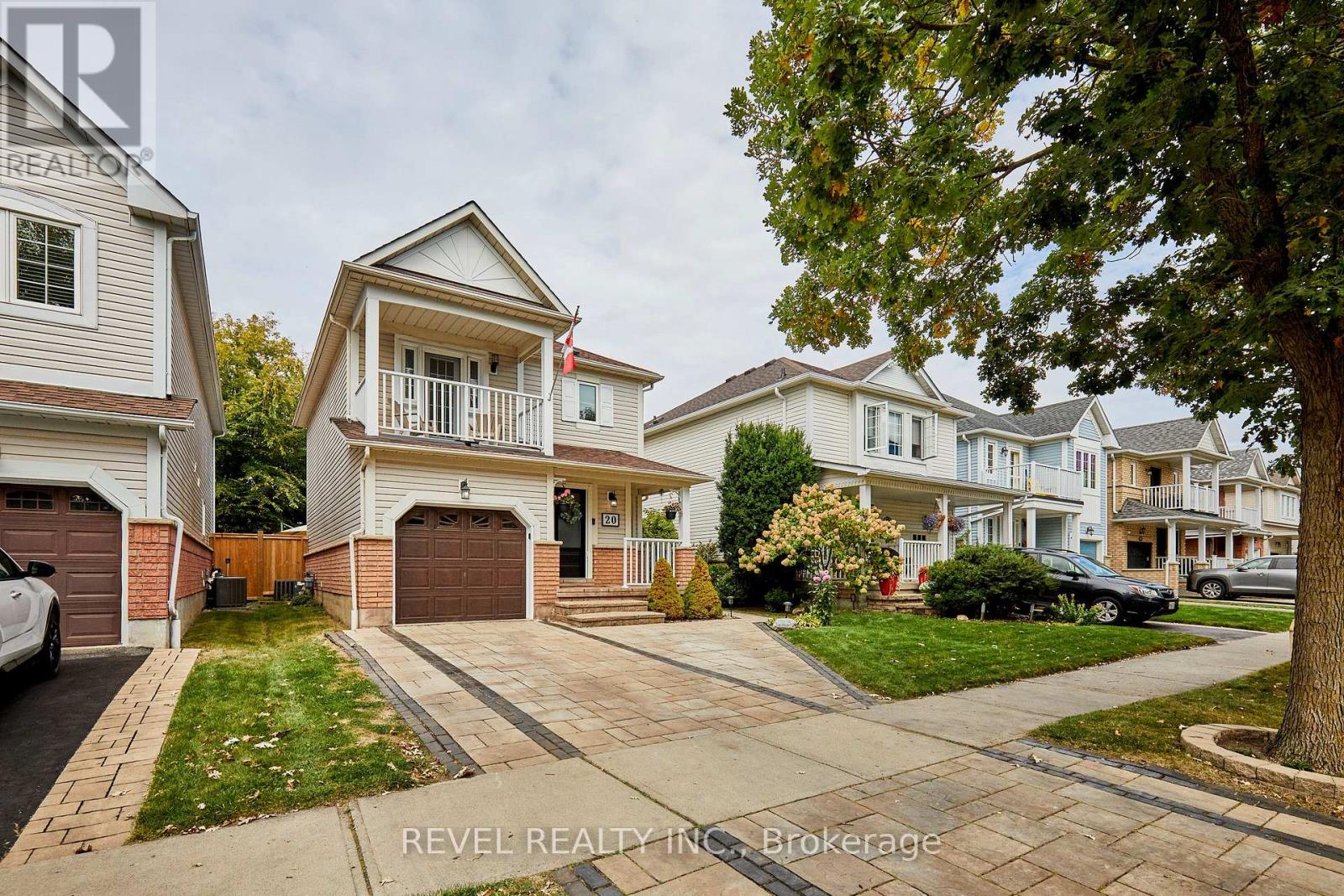 20 Breakwater Drive, Whitby, Ontario  L1N 9R7 - Photo 3 - E13842818