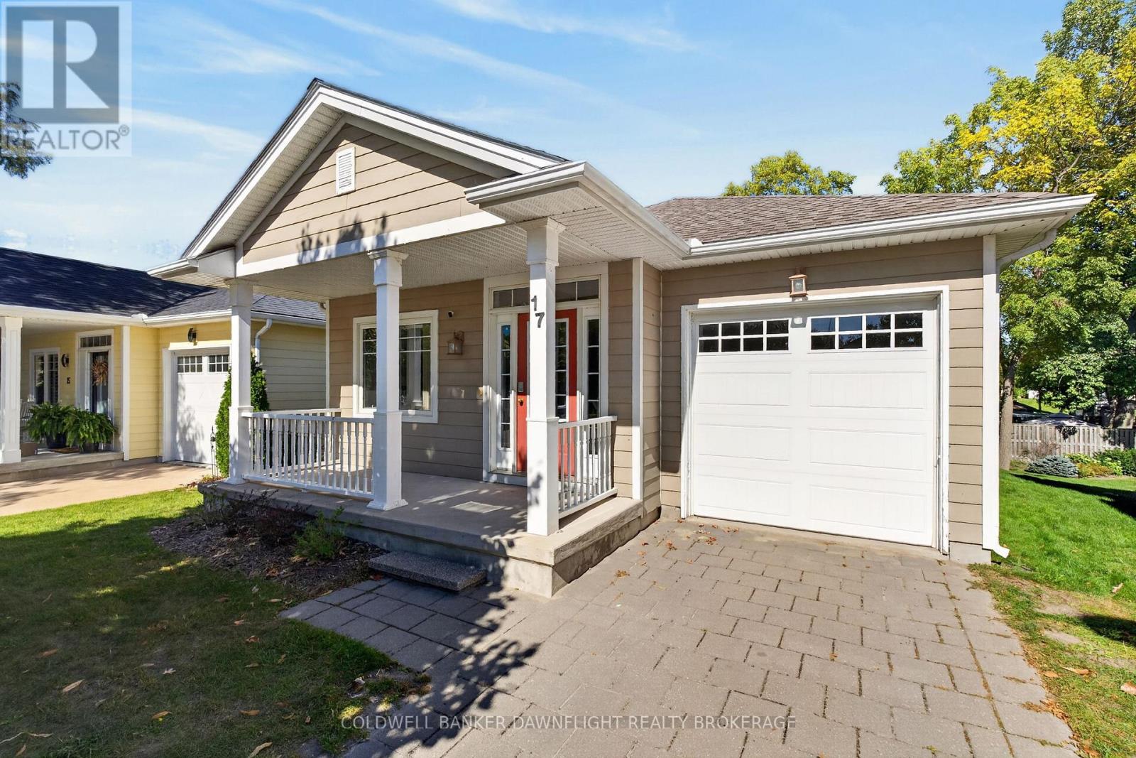 17 VILLAGE GATE, Lambton Shores, Ontario