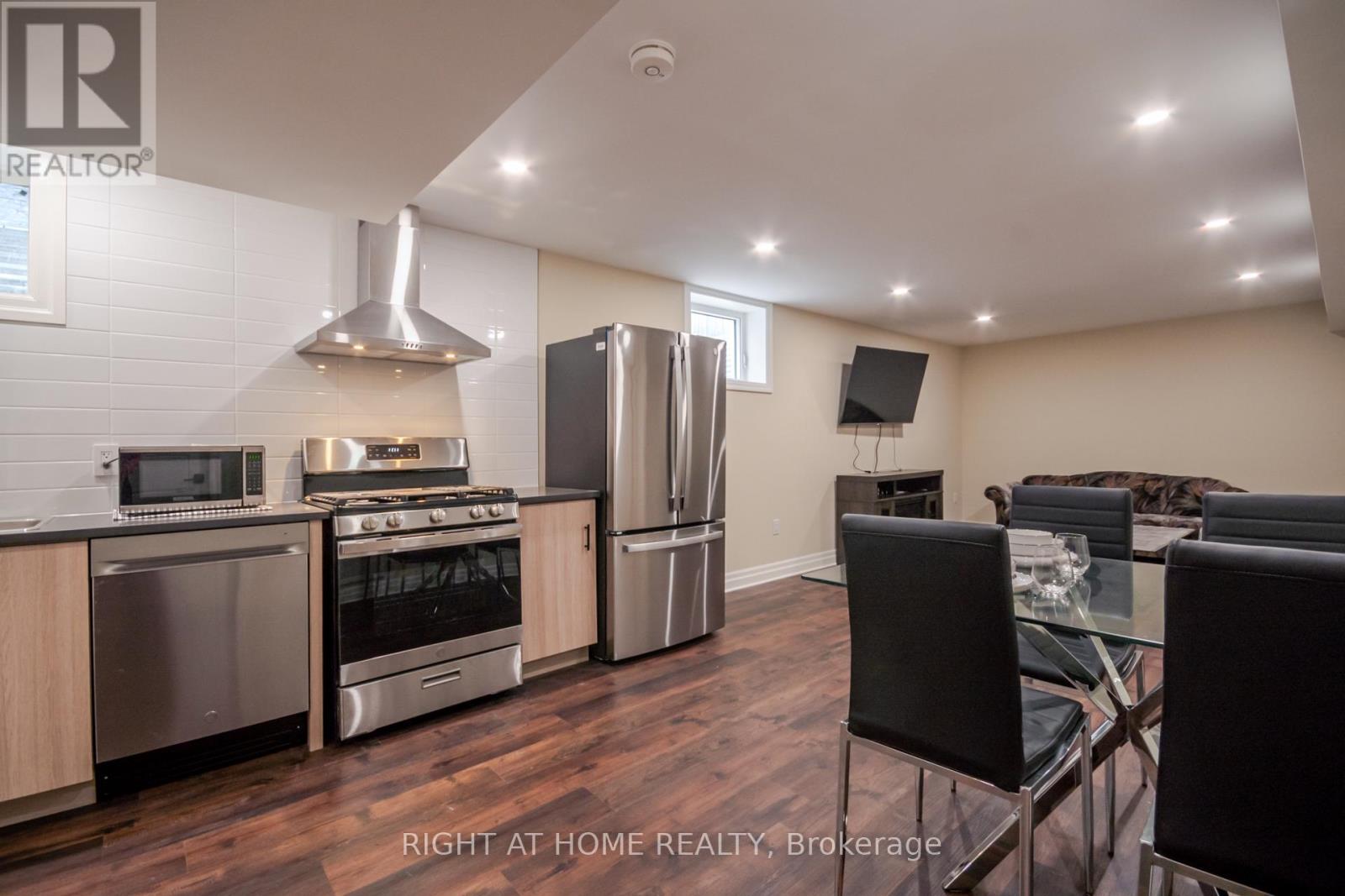 1253 Howlett Circle, London North, Ontario  N5X 0K5 - Photo 3 - X13842734