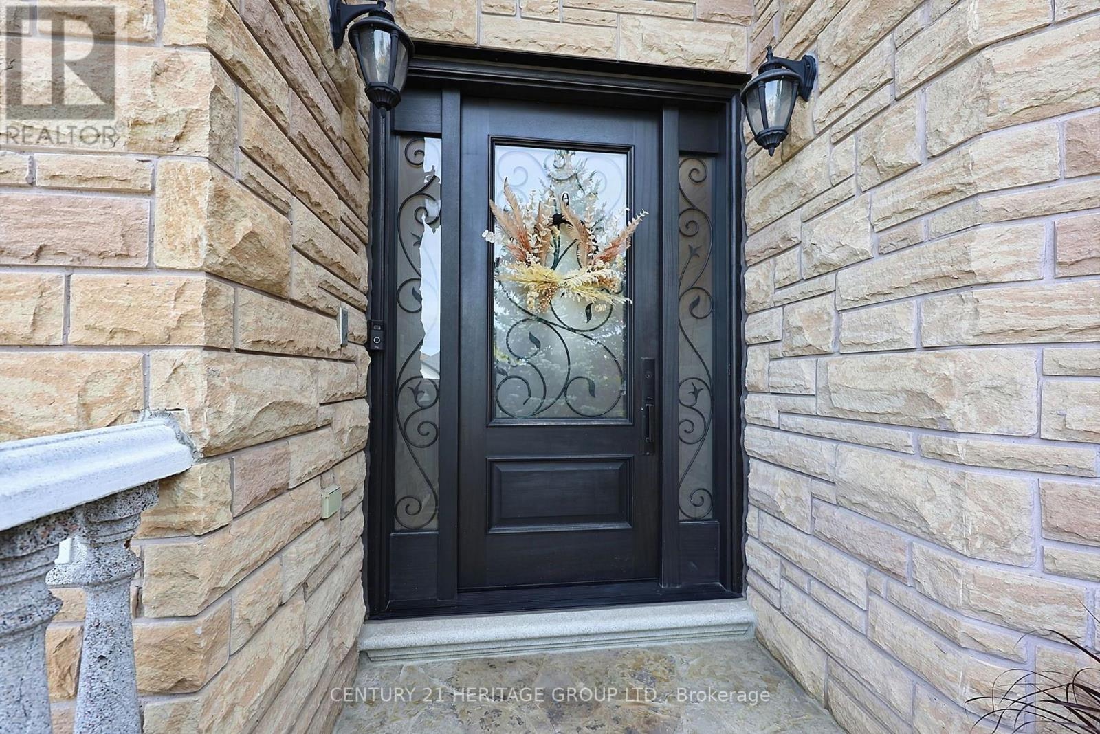 53 Aishford Road, Bradford West Gwillimbury (Bradford), Ontario  L3Z 3H9 - Photo 3 - N13842708