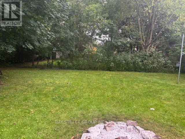 320 Stewart Street, Newmarket (Gorham-College Manor), Ontario  L3Y 3M6 - Photo 6 - N13842762