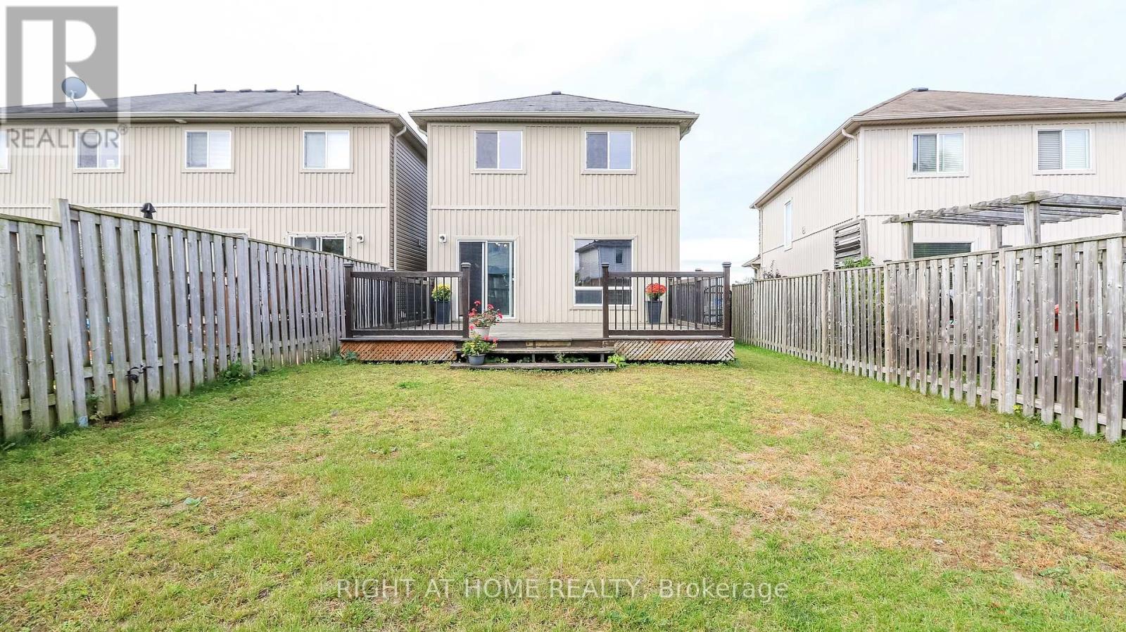 165 Greenwood Drive, Essa (Angus), Ontario  L3W 0E4 - Photo 10 - N13842822