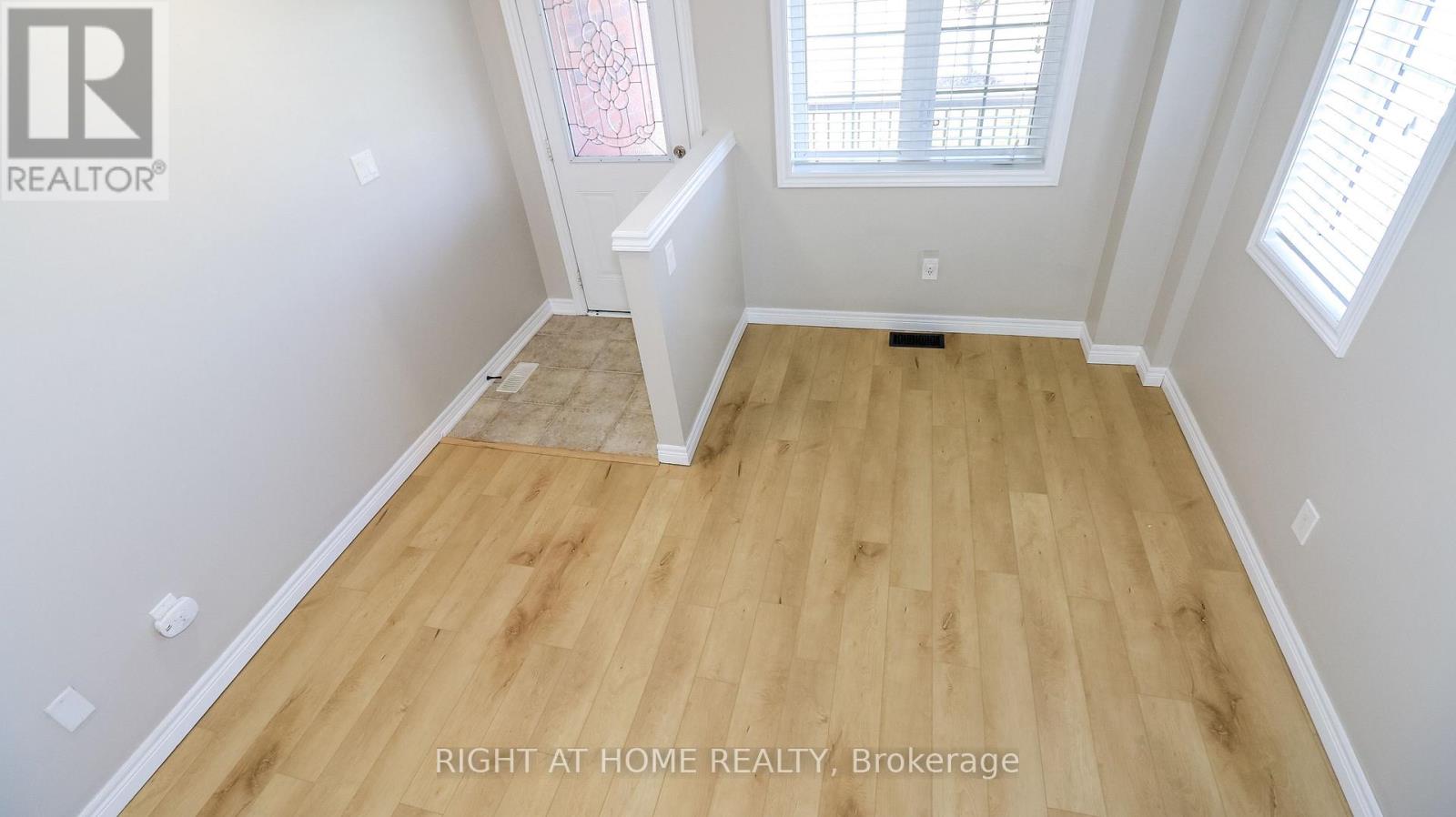 165 Greenwood Drive, Essa (Angus), Ontario  L3W 0E4 - Photo 14 - N13842822